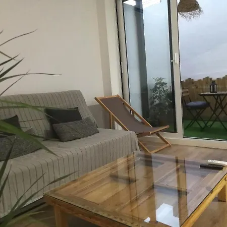 Decasta Apartment *